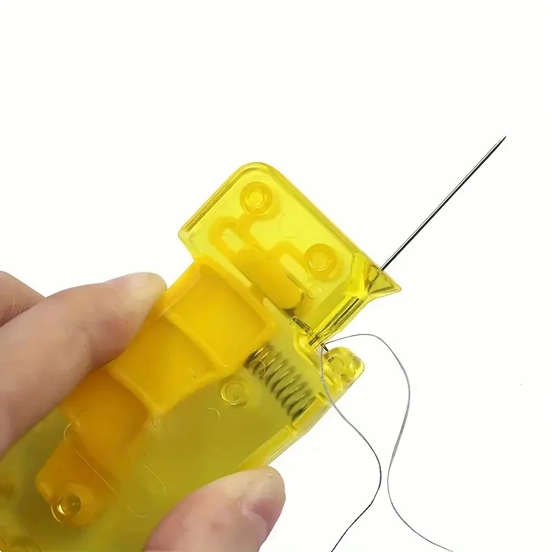 Automatic needle threader - Image 1